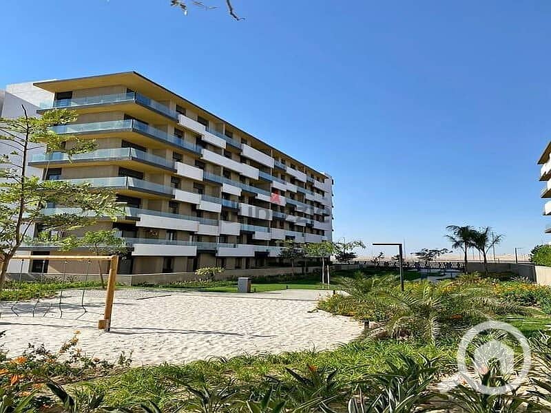 8 82745994-800x600. jpeg