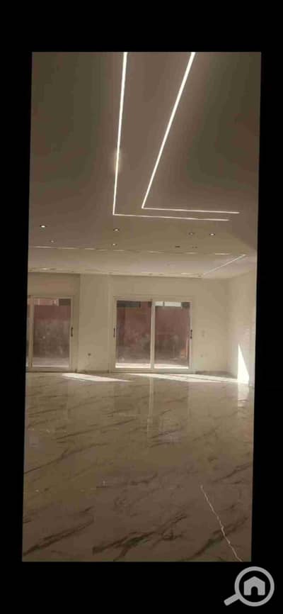 تاون هاوس 5 غرف نوم للايجار في الشيخ زايد، الجيزة - 1000542322. jpg