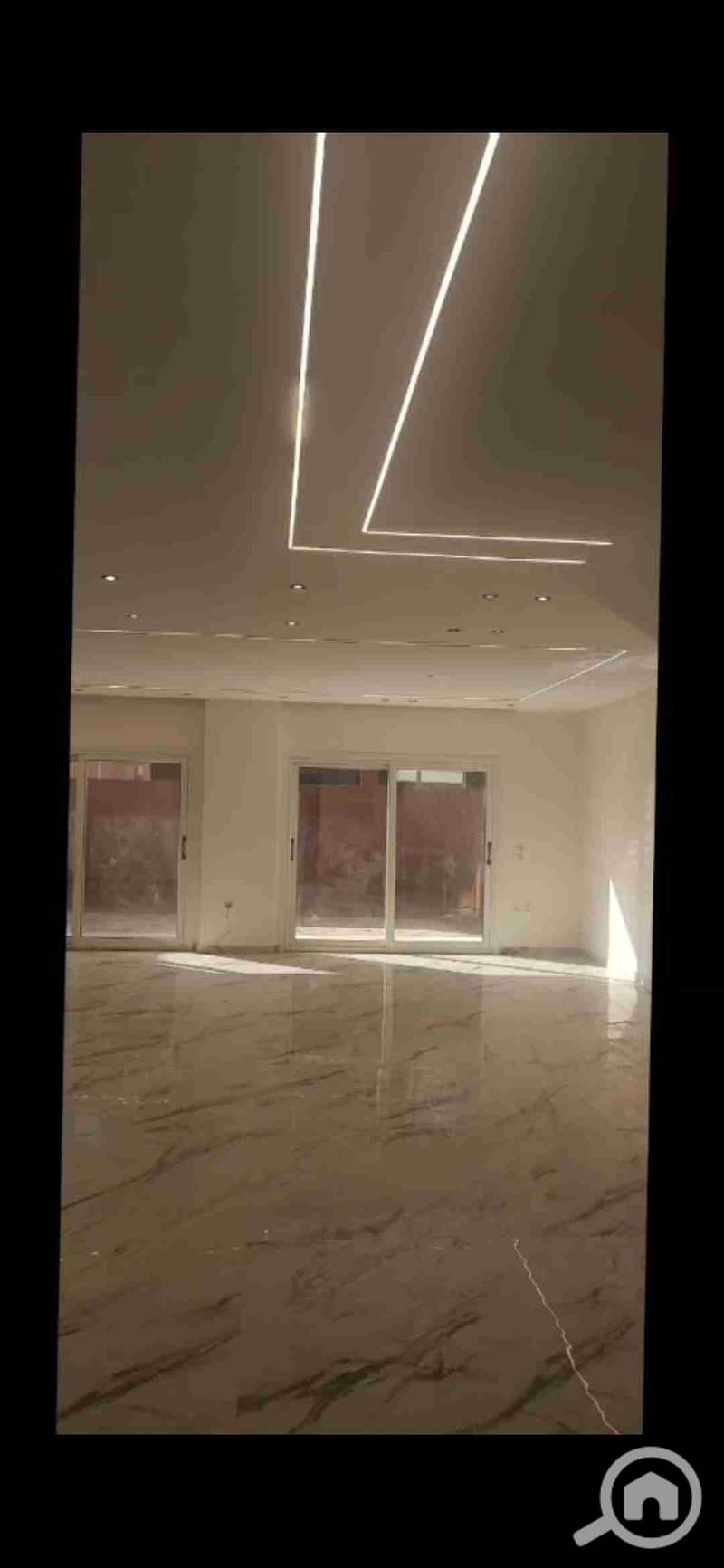 1000542322. jpg 1000542322. jpg