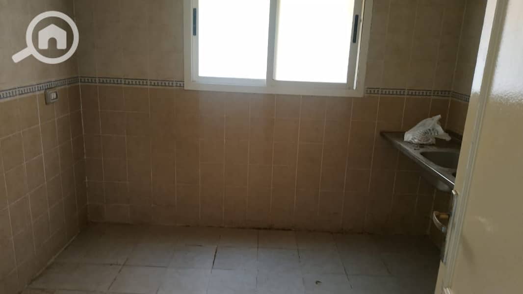 10 1f089ee6-39f5-4975-ba1c-1643137a0de4. jpg