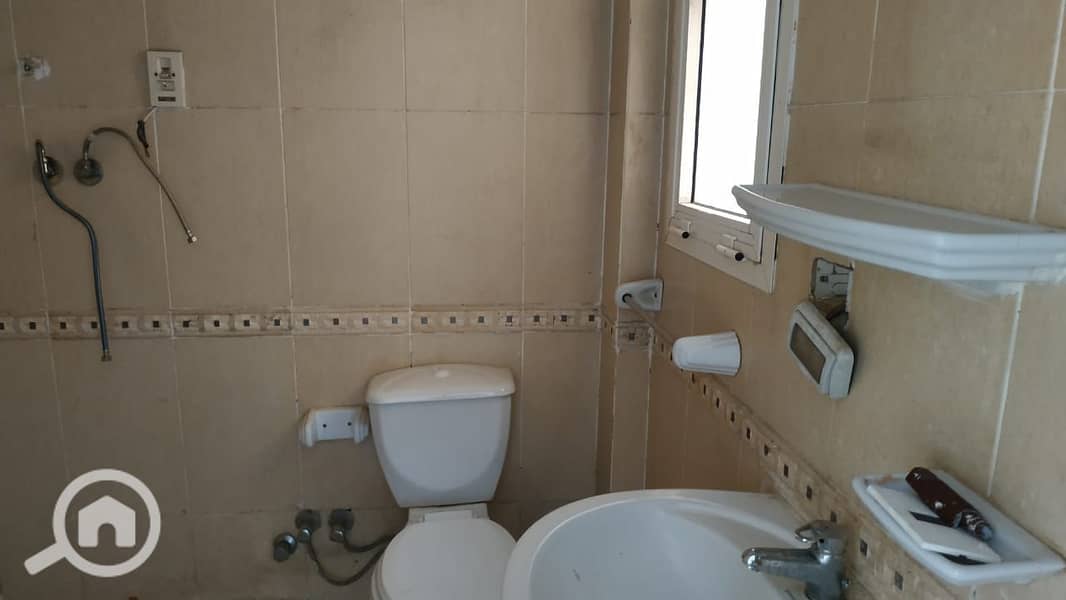 15 59f02848-e8f2-41e8-8e4f-36b4f09b9b38. jpg