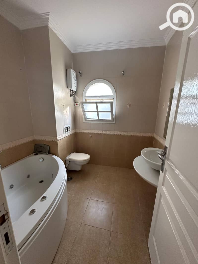 2 IMG-20250203-WA0182. jpg