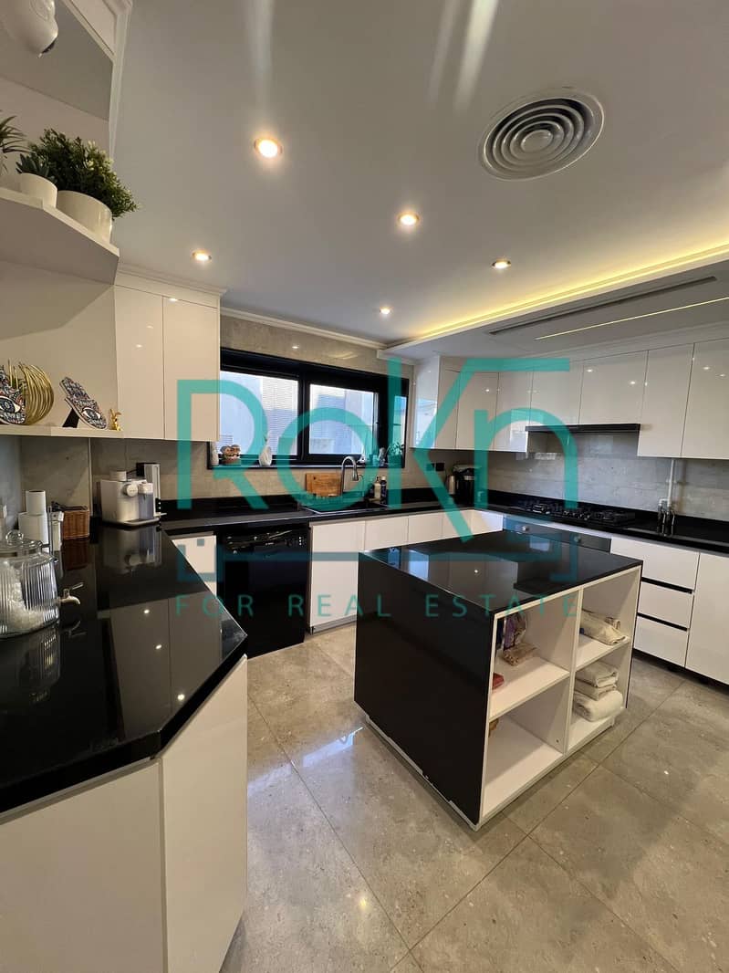 3 113bcb80-6a7a-4669-8913-bbe5c8ff476b. jpg