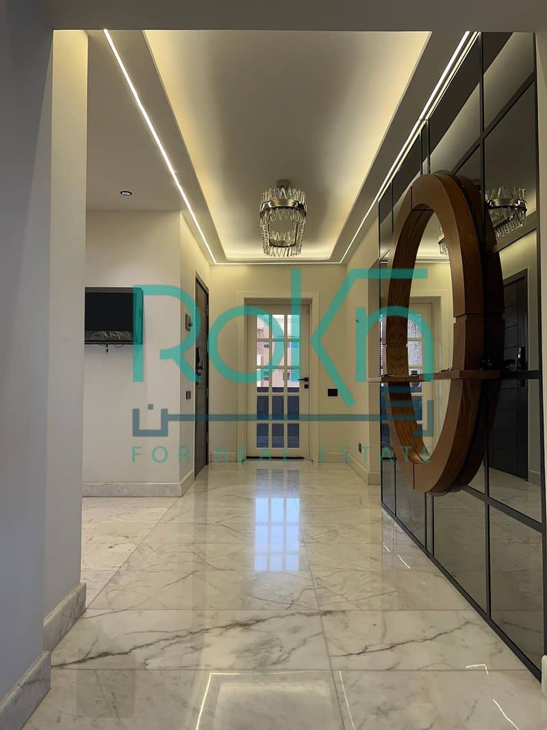 6 ba8a53f0-d39f-43cd-8bca-058073620c43. jpg