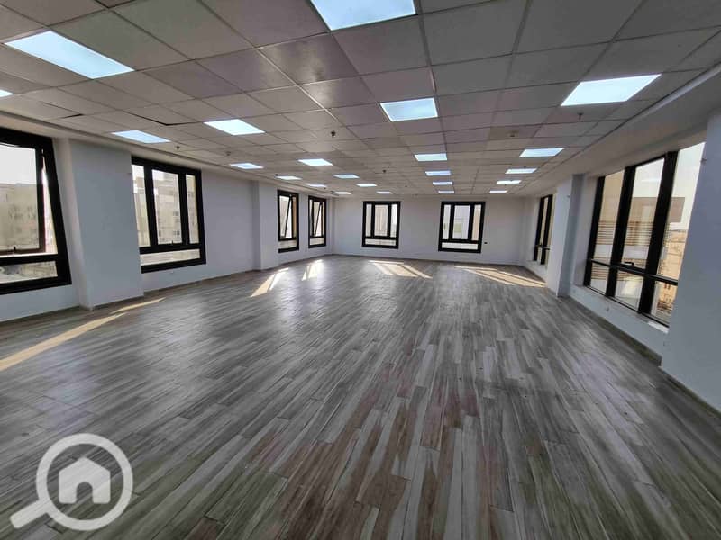 4 ٢٠٢٥٠٨٠٩_١٧٣٠٥٣. jpg