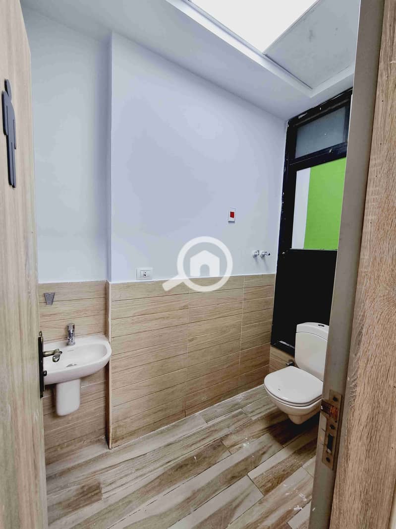 11 ٢٠٢٥٠٢١٦_١٩٠٥٣٦. jpg