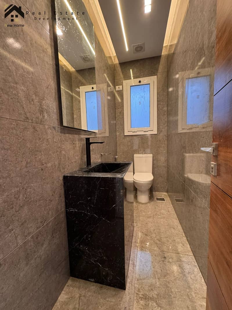 23 WhatsApp Image 2025-11-15 at 15.57. 41_cbde0eed. jpg