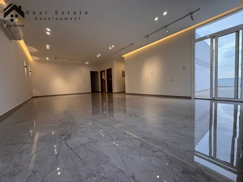 25 WhatsApp Image 2025-11-15 at 15.57. 41_f7be31f8. jpg