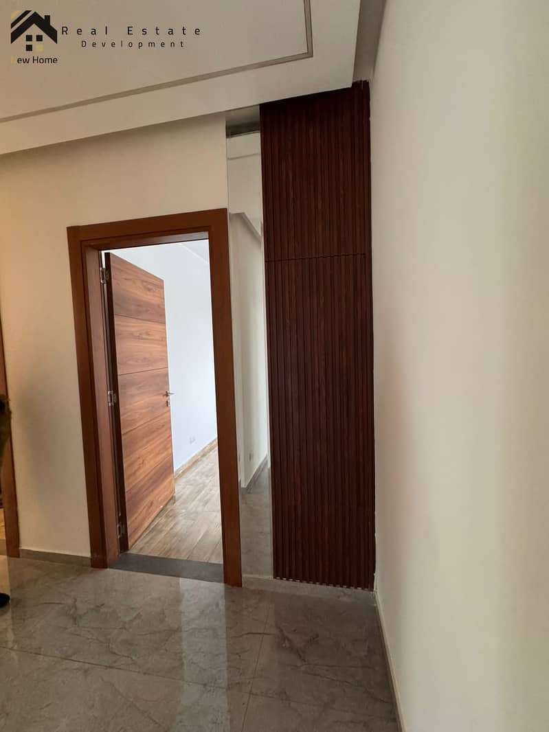 33 WhatsApp Image 2025-11-15 at 15.57. 42_eab949c9. jpg