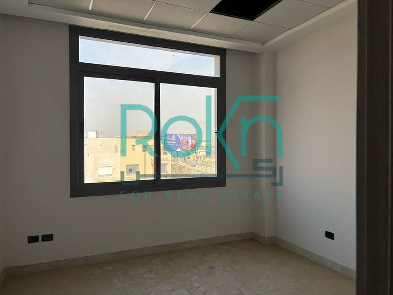 5 a4288e75-6a17-4561-a047-854f9ebbb7bd. jpg