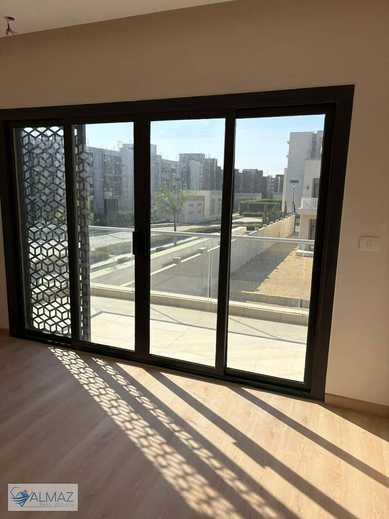 4 WhatsApp Image 2025-11-16 at 3.36. 51 PM. jpeg