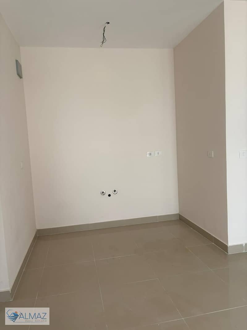 8 WhatsApp Image 2025-11-16 at 3.37. 05 PM (1). jpeg