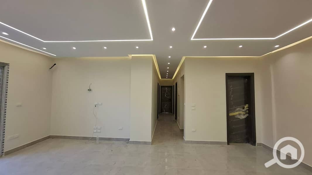 5 WhatsApp Image 2025-11-16 at 15.25. 10 (1). jpeg