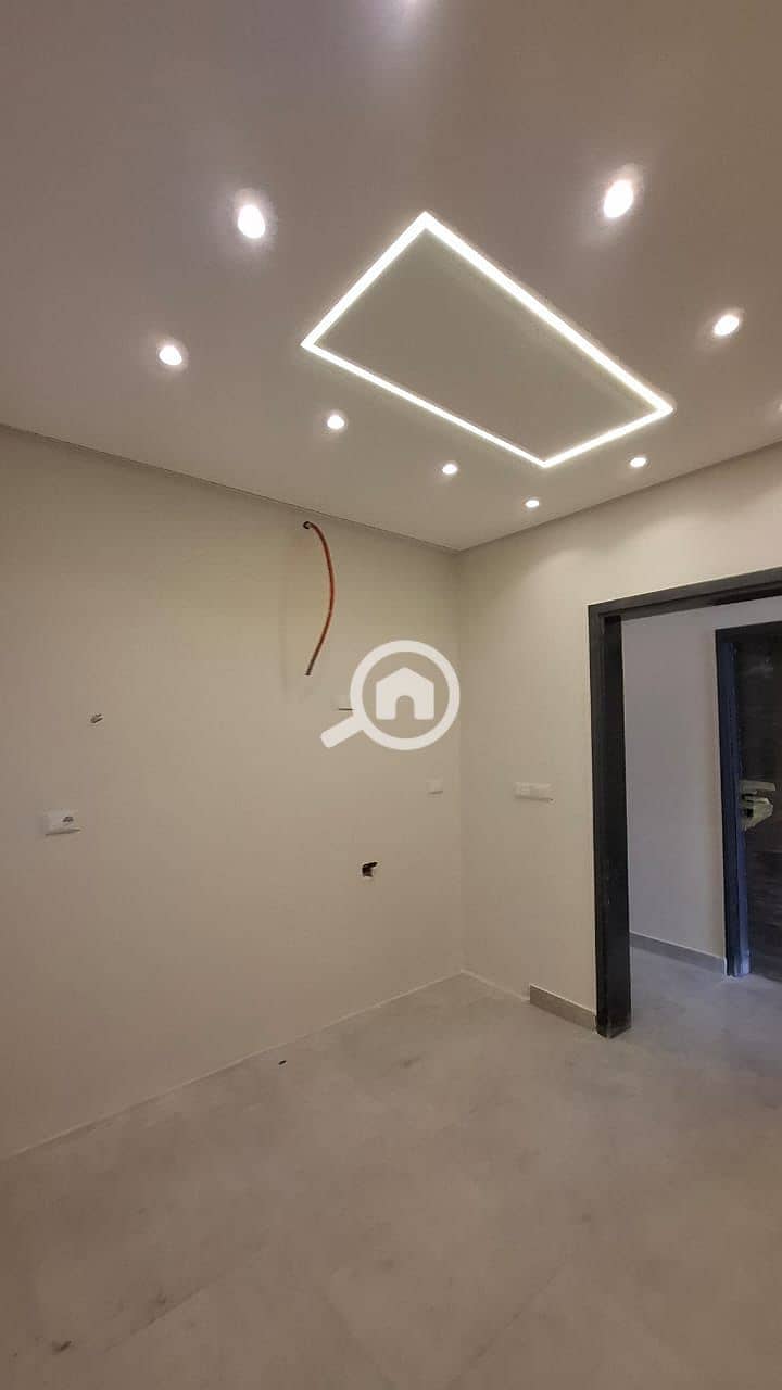 6 WhatsApp Image 2025-11-16 at 15.25. 13 (1). jpeg