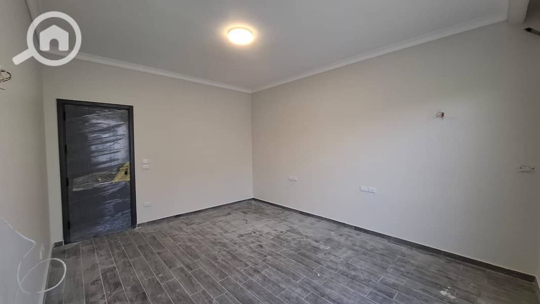 13 WhatsApp Image 2025-11-16 at 15.25. 11 (4). jpeg