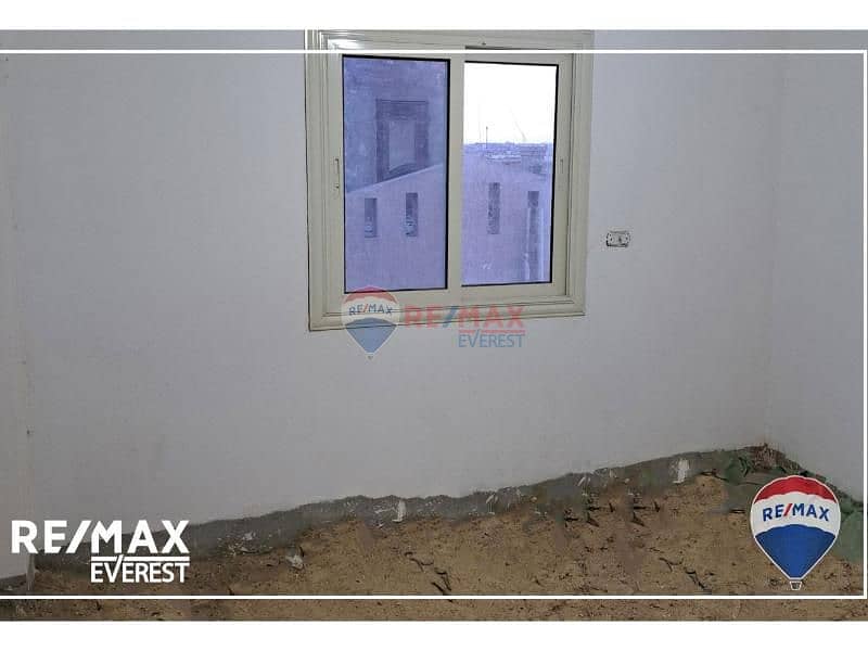 4 1c962e83-4119-403f-bcf7-cc599603191f. jpg