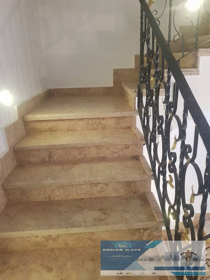 15 bf541442-8f73-4fd8-9e54-19a28ccda5c6. jpg