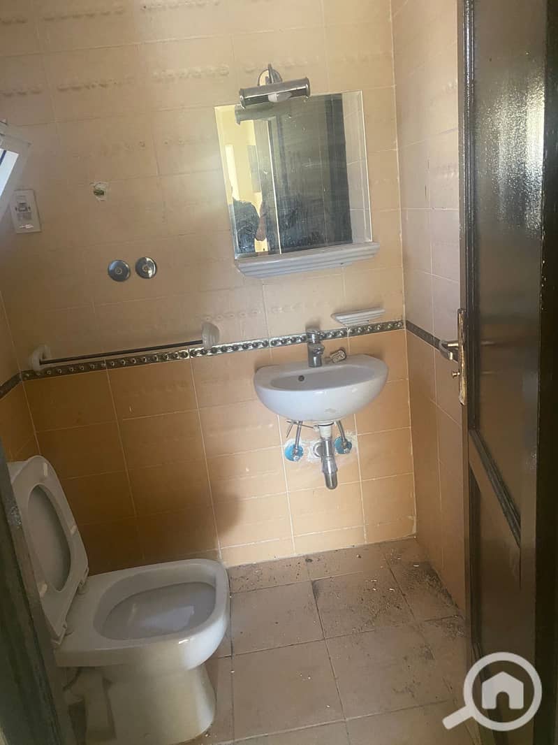 10 WhatsApp Image 2025-11-16 at 3.49. 47 PM. jpeg