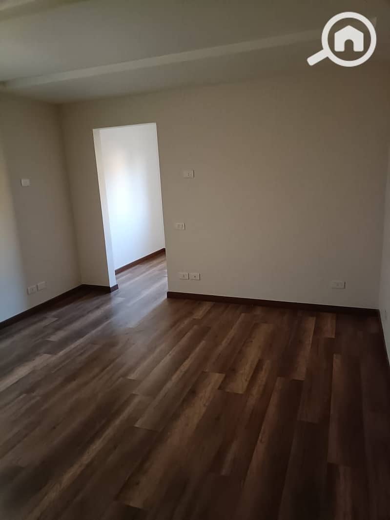 2 WhatsApp Image 2025-11-12 at 14.09. 40 (1). jpeg