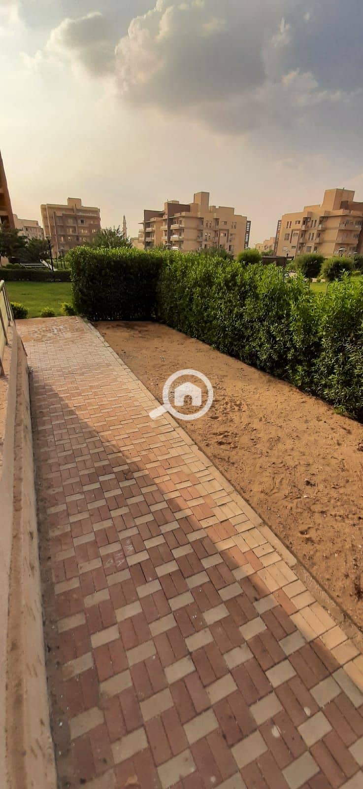 de943b48-9630-4d02-8dc3-8fc7a52e19e4. jpeg de943b48-9630-4d02-8dc3-8fc7a52e19e4. jpeg