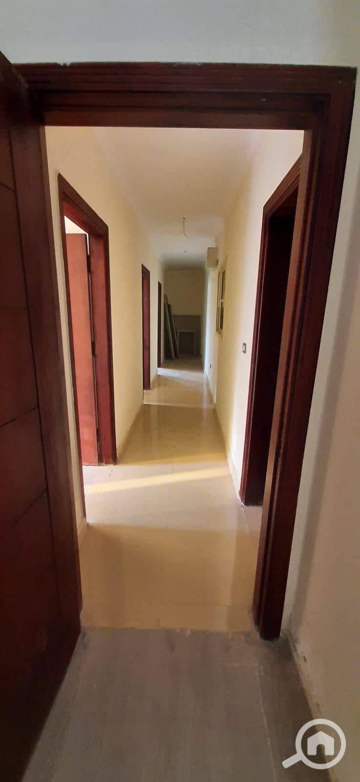 4 563134c9-c2a6-4c9b-b836-3366ee83295a. jpeg