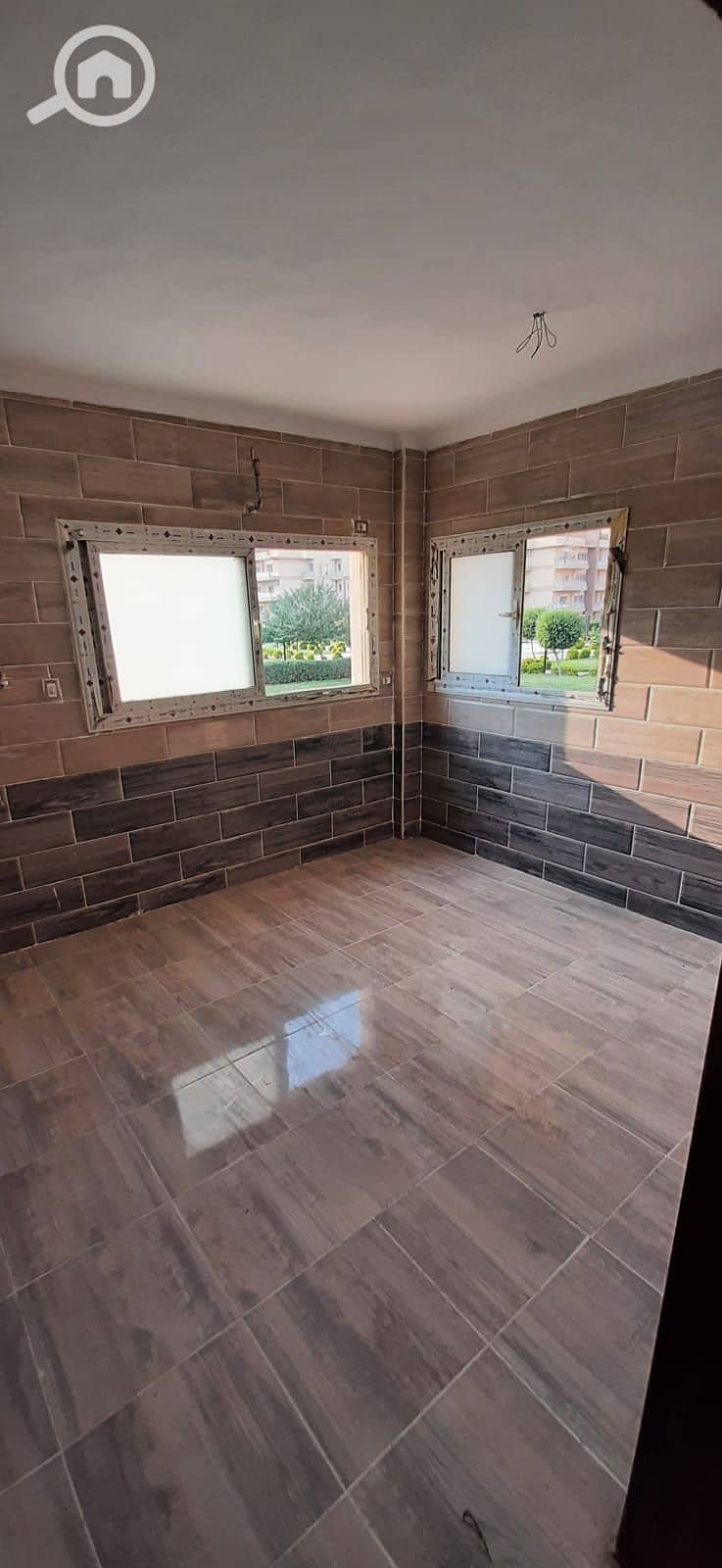 7 d9421547-d699-4798-8d25-9b84df6ba3b3. jpeg