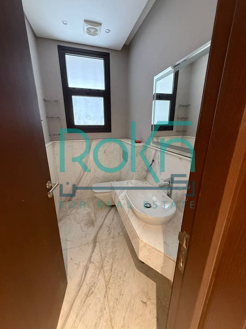 8 WhatsApp Image 2025-10-23 at 18.58. 42 (1). jpeg