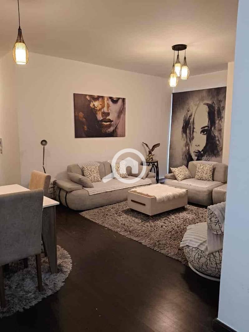 2 cfba465f-c7c6-4a69-8a1e-fb242dd7f97f. jpg