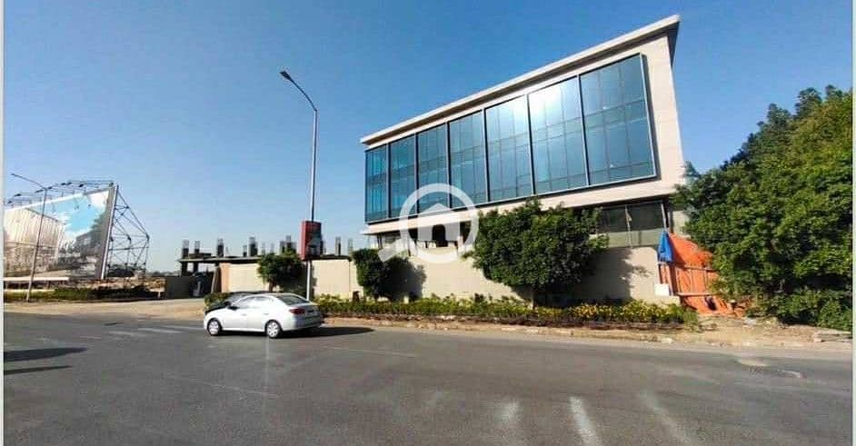 3 e83fa6da-9d34-40c9-857e-fa3ff11a0b41 (2). jpg