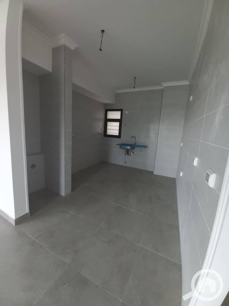 8 524626120_1463483278062316_8670865007213883427_n. jpg