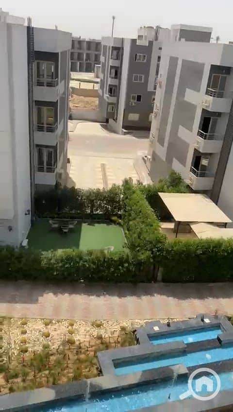 3 30ab5a61-7b71-495c-a618-c9e864c5d56f. jpg