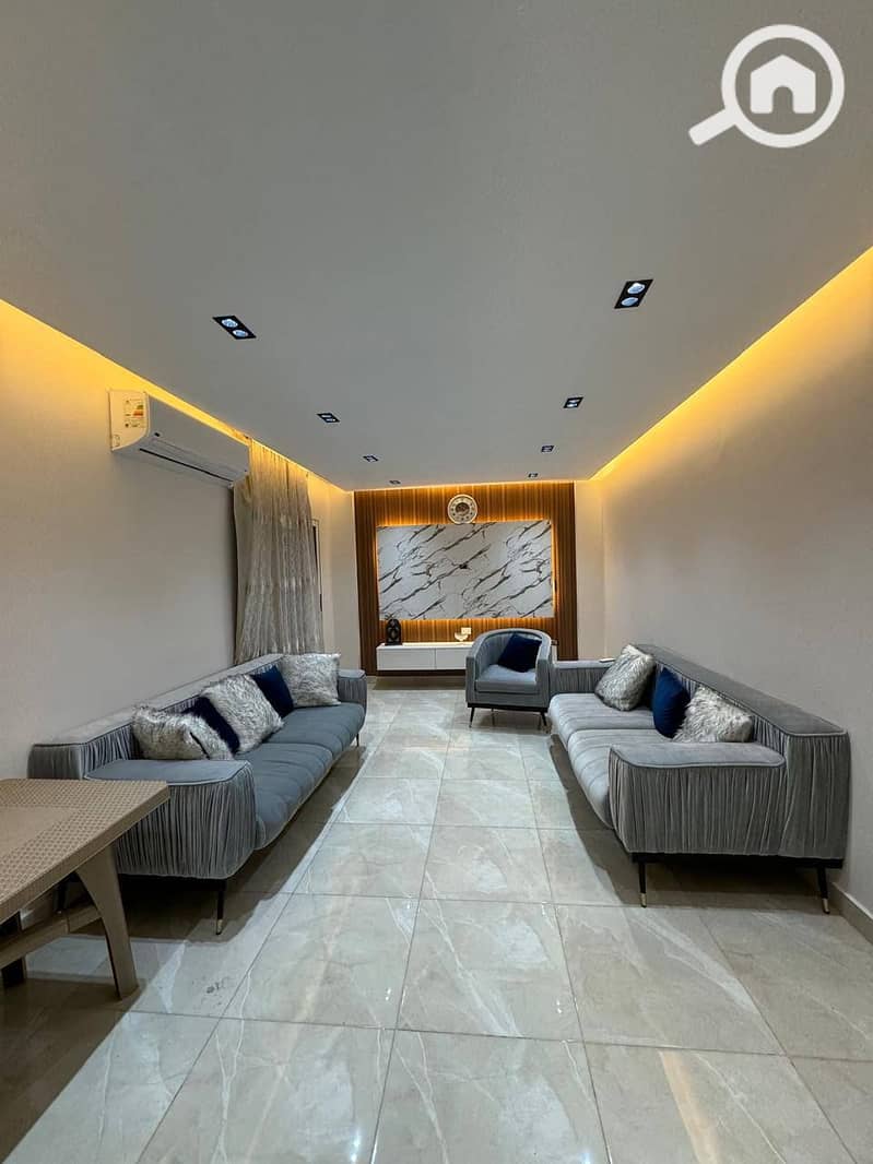 10 583323266_1553553852388591_3186297425442536921_n. jpg