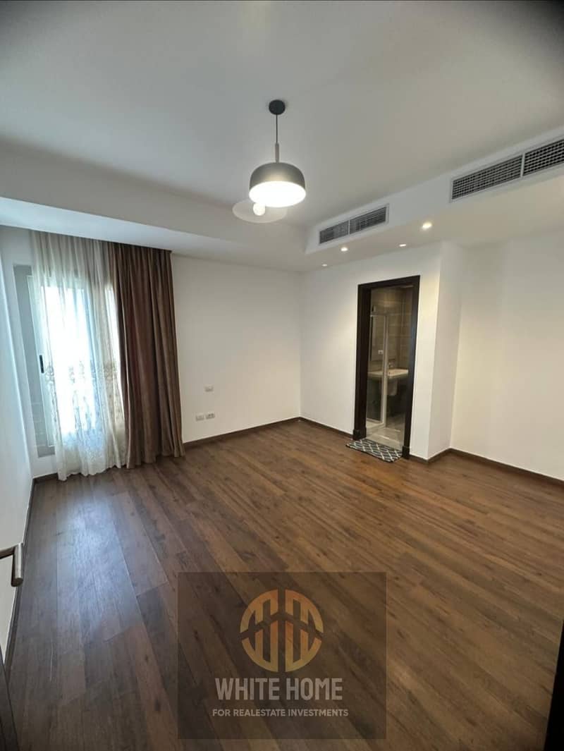 3 03a7c0f8-48e1-4f3e-b622-0b499b6bc000. jpeg