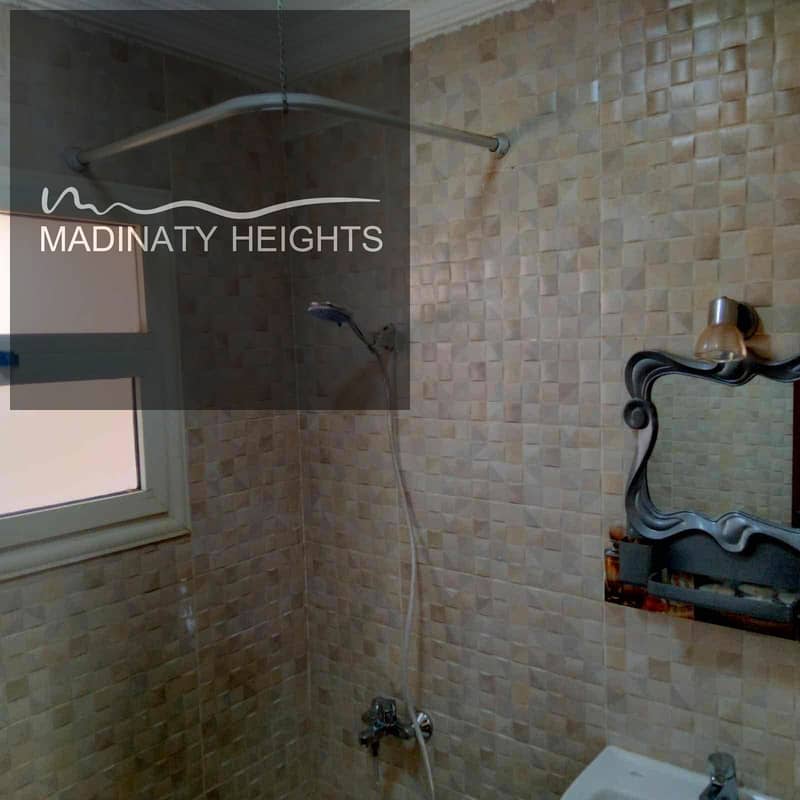 4 19c73418-82e1-4002-9786-d32ff57e4240. jpg