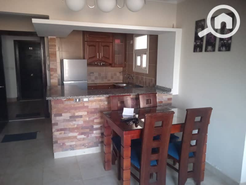 4 95af9061-8805-4f50-abb9-7f57ee8385df. jpg