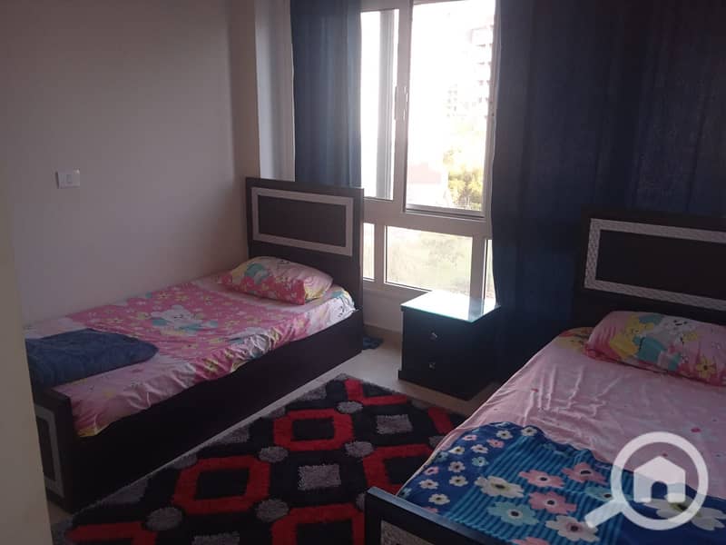 7 0769f37a-83bf-4e3a-85d2-75bb2b1dd858. jpg