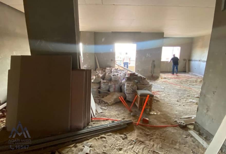 8 f499caa3-b8de-42d8-821d-d424ea887820. jpg