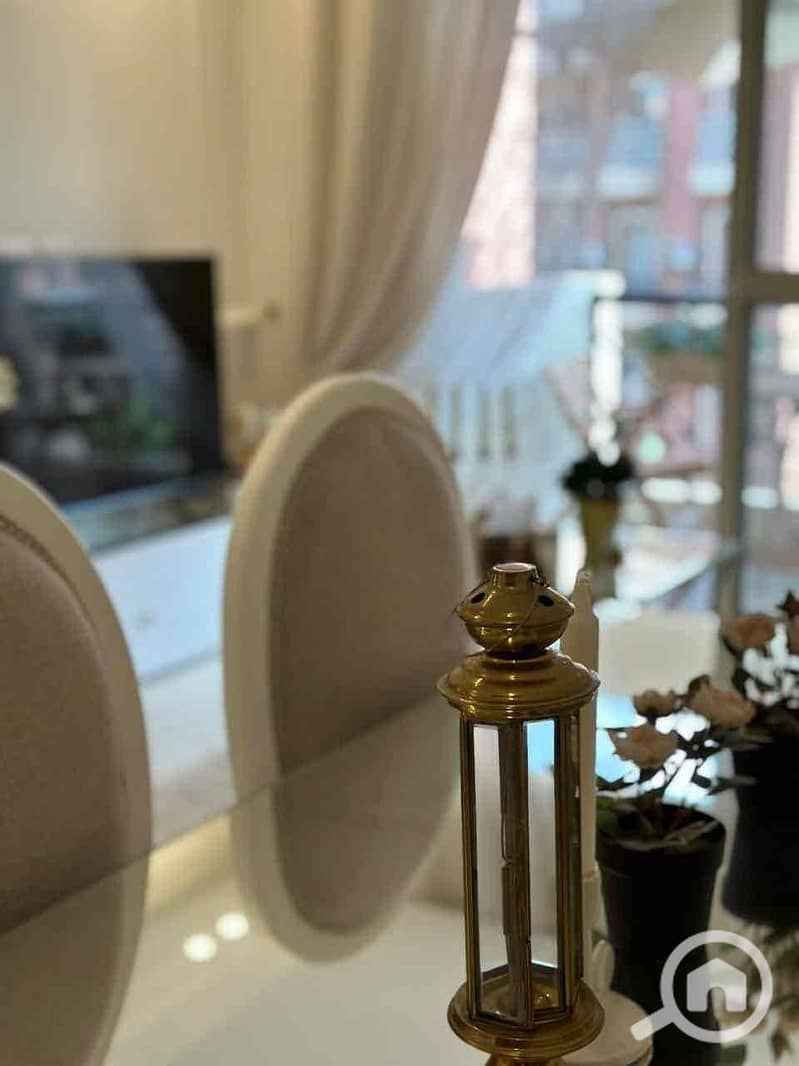 3 db564b2c-31cb-4785-b84c-a24be8f48e92. jpg