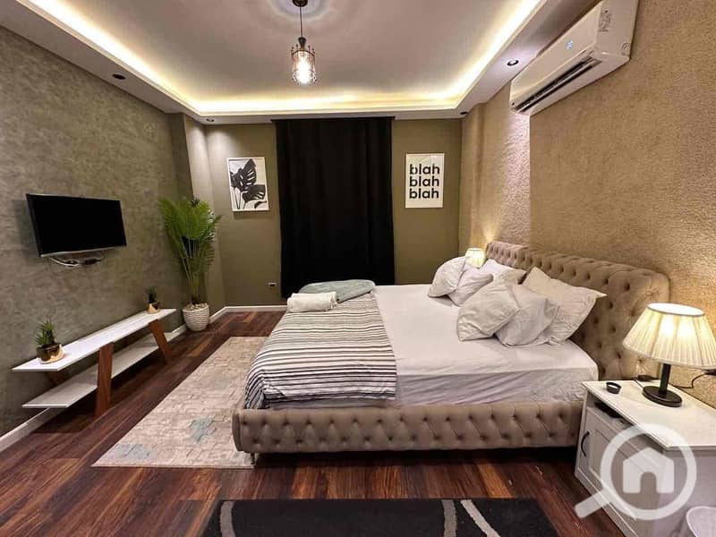 10 dff84faa-9bf0-4ecd-abcd-f56ea11c0d40. jpg