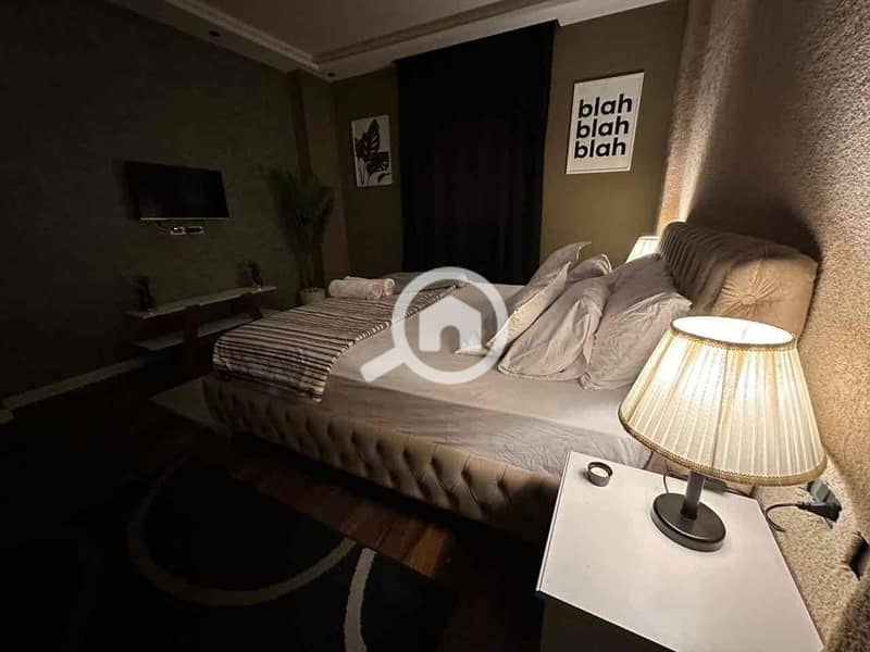 16 b6e9eae2-b37f-400d-94d7-3cb30c0b7f72. jpg