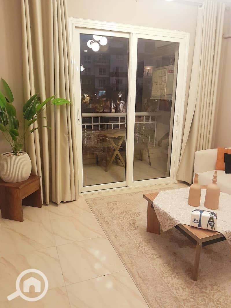 5 83147bb2-b0d3-451a-b56d-4397320f43f0. jpg