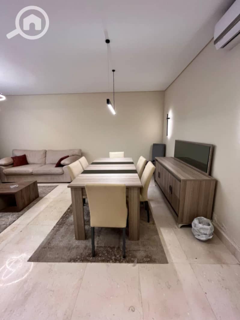 4 3b65896d-bbaa-40d7-b8aa-5dcf271ed236. jpg