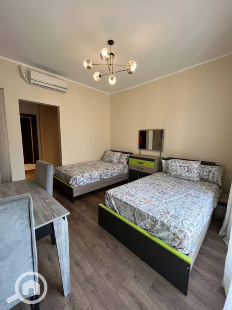 7 e9038ea6-8a7d-44c6-980f-c810feea55c0. jpg