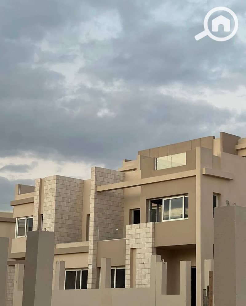 4 WhatsApp Image 2025-09-15 at 1.17. 35 PM. jpeg