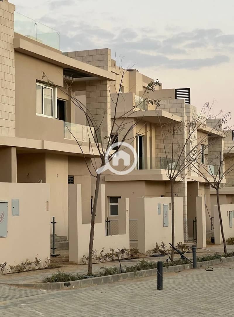 8 WhatsApp Image 2025-09-15 at 1.17. 34 PM (2). jpeg