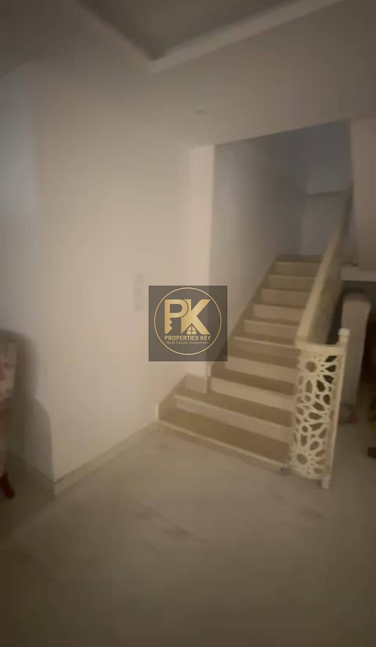 6 61be1368-229c-44a9-a7a4-7ab518d40217. jpg