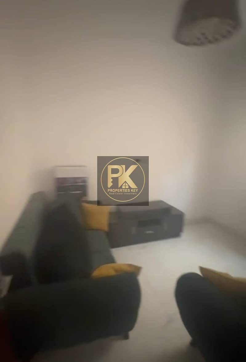 11 c08258e0-acdb-4750-b5c6-a35b3dfbe30a. jpg