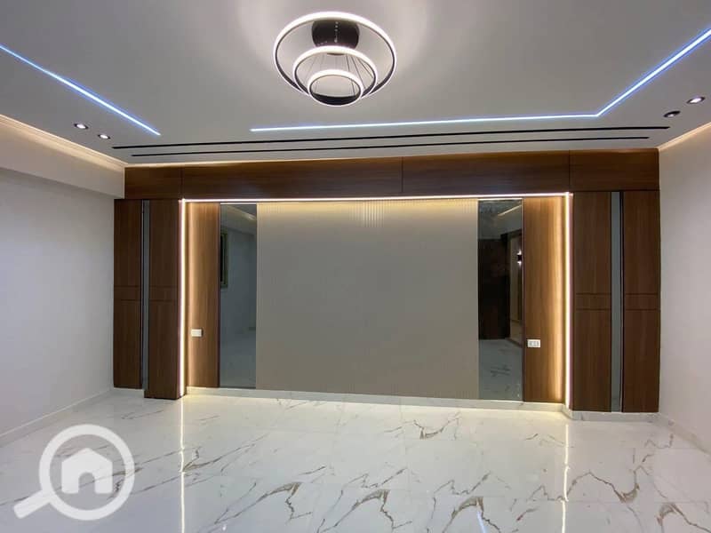 3 b180a79b-2966-41b3-a0f6-c38fee769fd0. jpeg