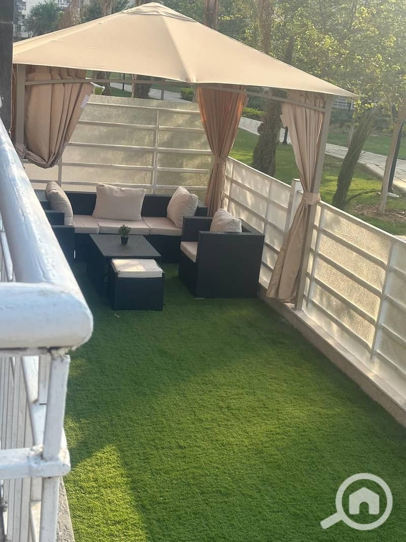 2 8cab1f4e-8e07-47dc-89af-1c1a1a266855. jpg