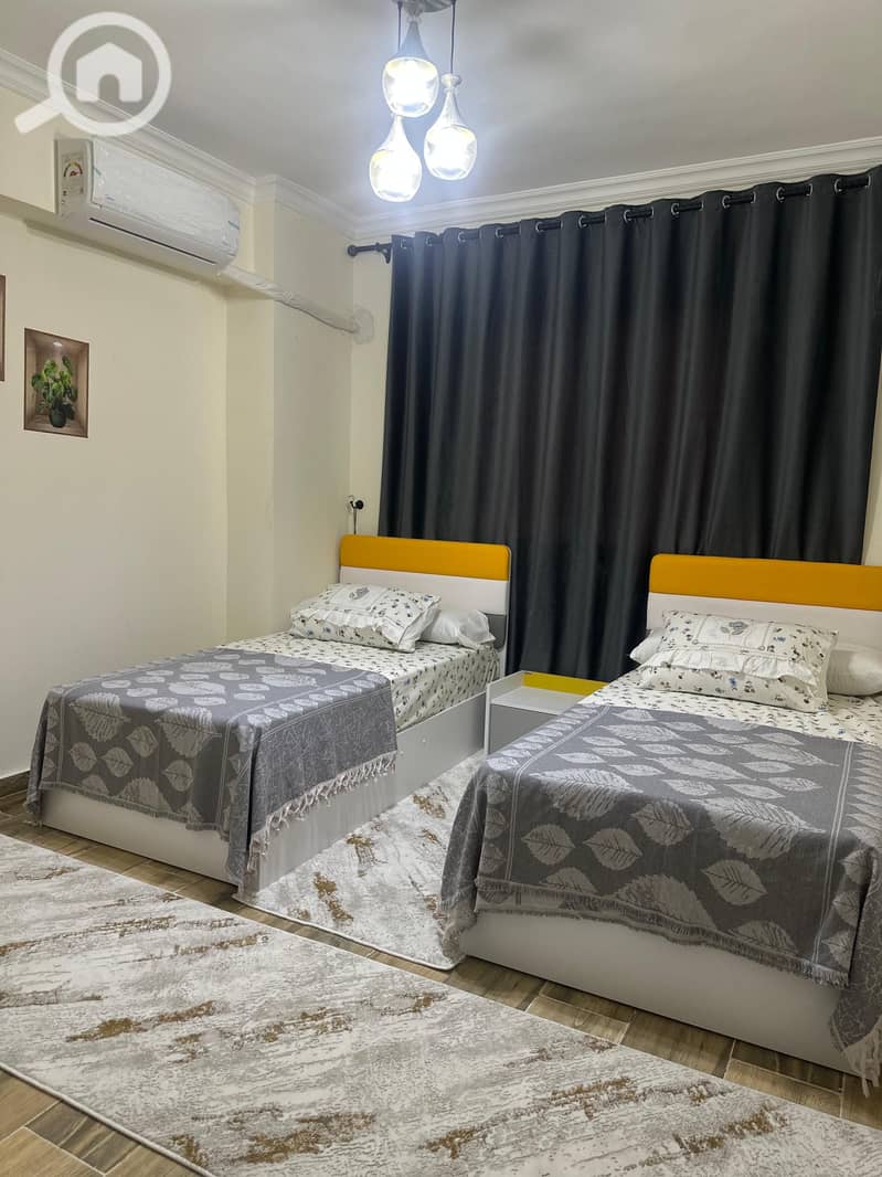 4 4ddfffa1-7d2d-48db-8a2b-beac150da530. jpeg